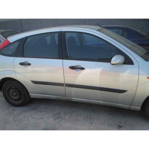 ford focus berlina (cak) del año 2003