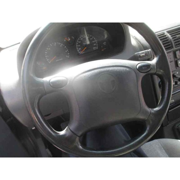 tata safari del año 2000