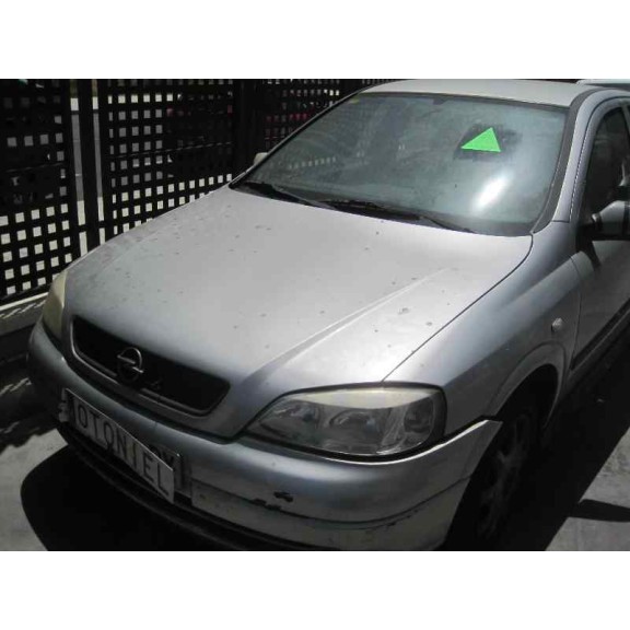 opel astra g berlina del año 1999