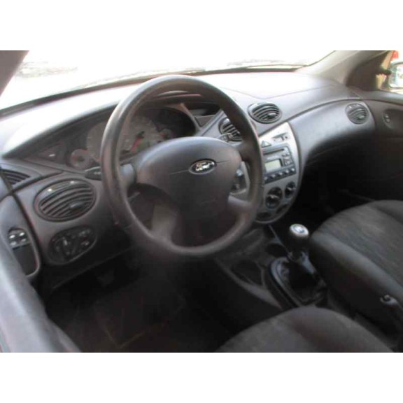 ford focus berlina (cak) del año 2003