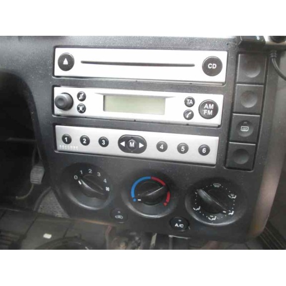 ford fiesta (cbk) del año 2004