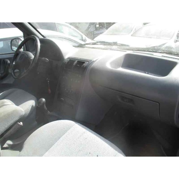 tata safari del año 2000