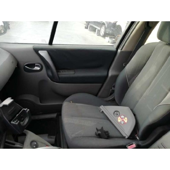 renault scenic ii del año 2006