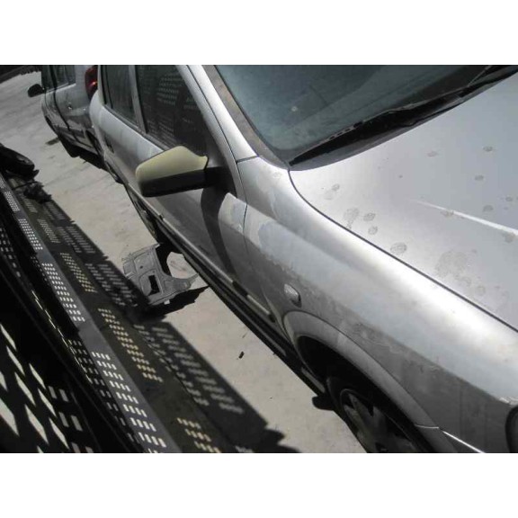 opel astra g berlina del año 1999