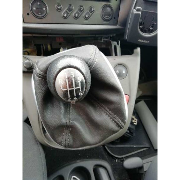 renault scenic ii del año 2006