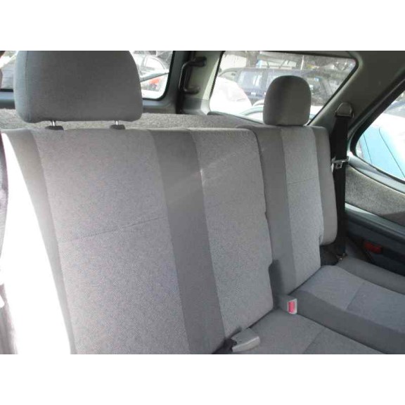 tata safari del año 2000