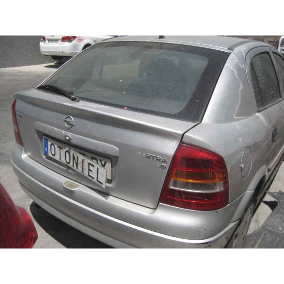 opel astra g berlina del año 1999