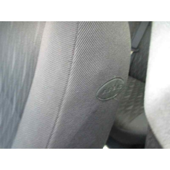 ford focus berlina (cak) del año 2003