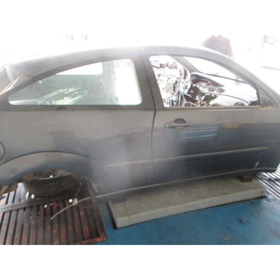 ford focus berlina (cak) del año 2003