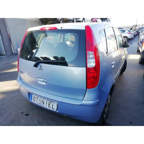 mitsubishi colt berlina 5 (z30a) del año 2005