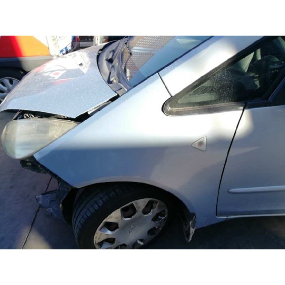 mitsubishi colt berlina 5 (z30a) del año 2005