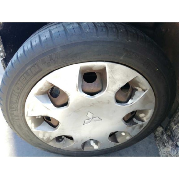 mitsubishi colt berlina 5 (z30a) del año 2005