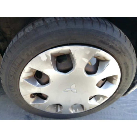 mitsubishi colt berlina 5 (z30a) del año 2005