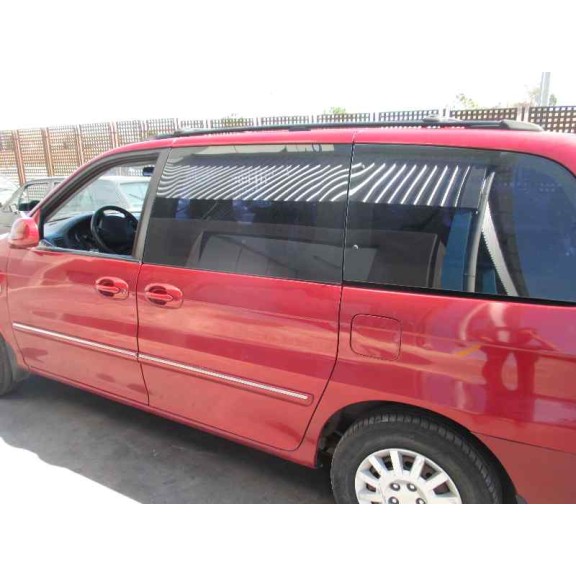 kia carnival ii del año 2003