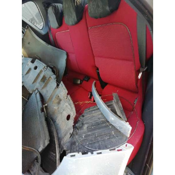 mitsubishi colt berlina 5 (z30a) del año 2005