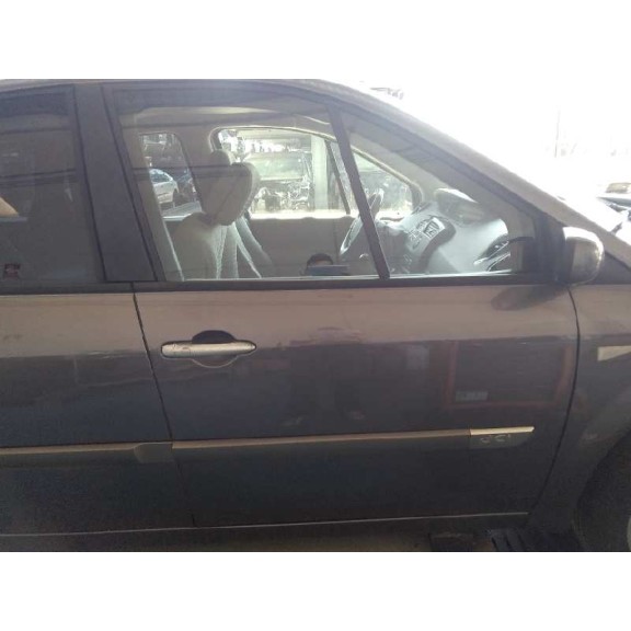 renault grand scenic del año 2004