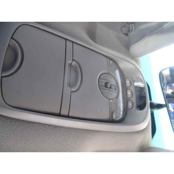 kia carnival ii del año 2003