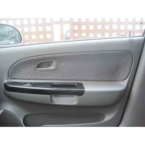 kia rio del año 2003