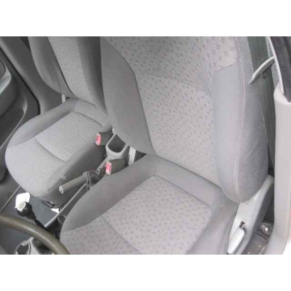 kia rio del año 2003