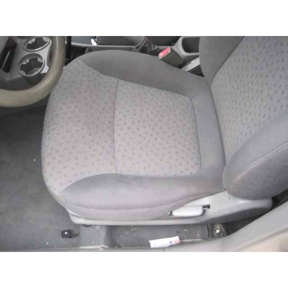 kia rio del año 2003