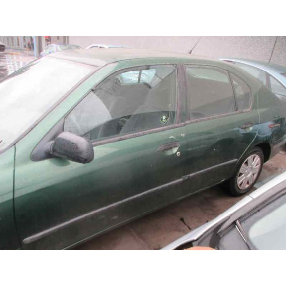 nissan primera berlina (p11) del año 1997