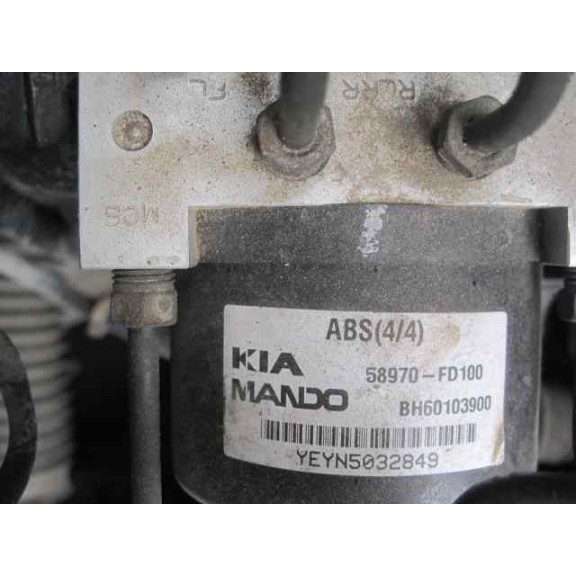 kia rio del año 2003