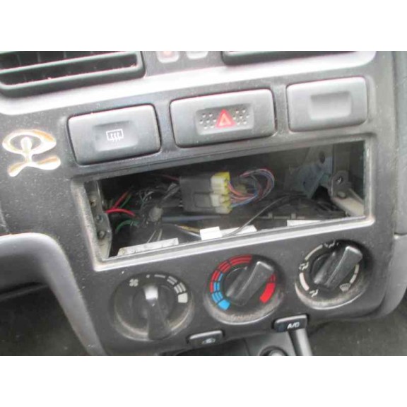 nissan primera berlina (p11) del año 1997