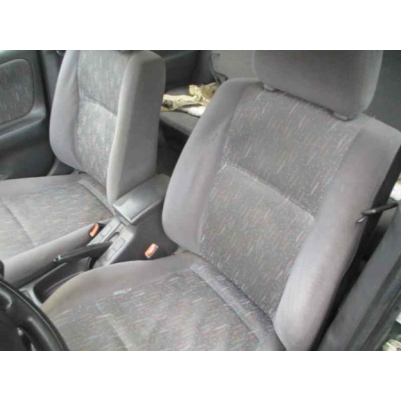 nissan primera berlina (p11) del año 1997