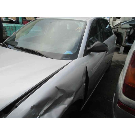 seat ibiza (6l1) del año 2002