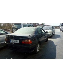 toyota avensis berlina (t 22) del año 2000 2