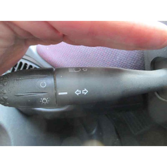 lancia lancia y del año 1996