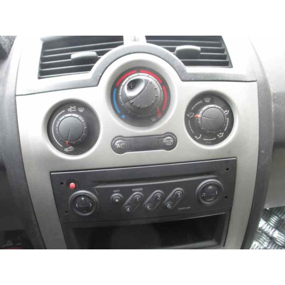 renault megane ii berlina 5p del año 2003