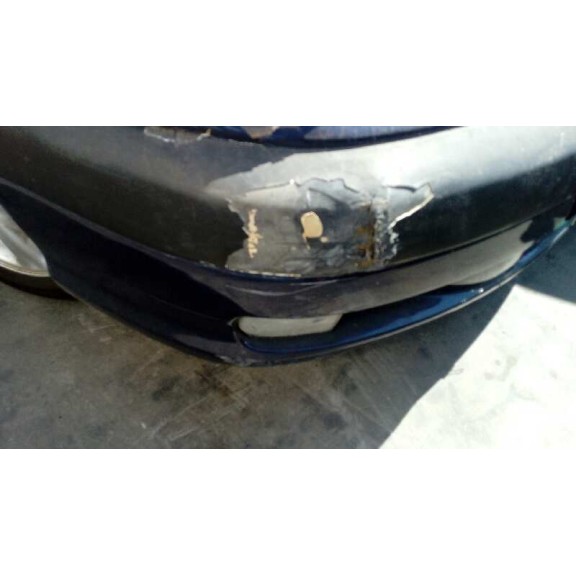 toyota avensis berlina (t 22) del año 2000