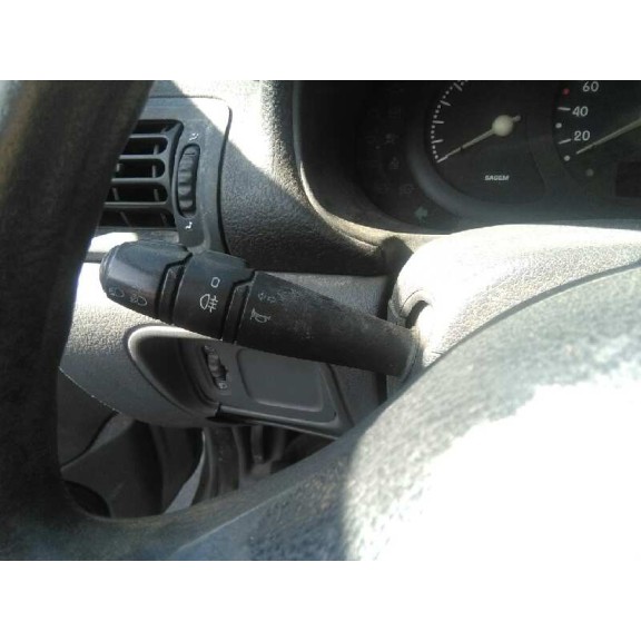 renault clio ii fase i (b/cbo) del año 1999