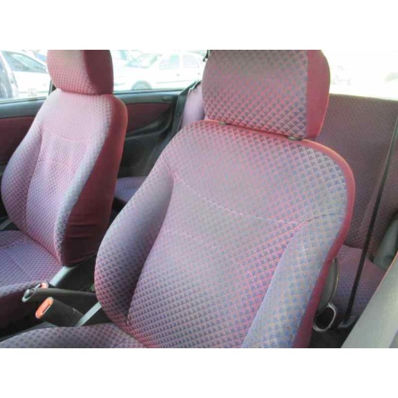 lancia lancia y del año 1996