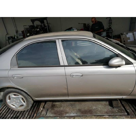 kia shuma del año 2000