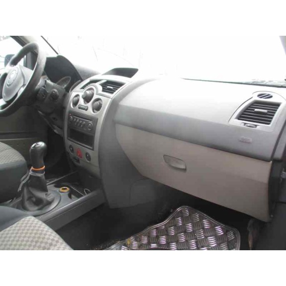 renault megane ii berlina 5p del año 2003