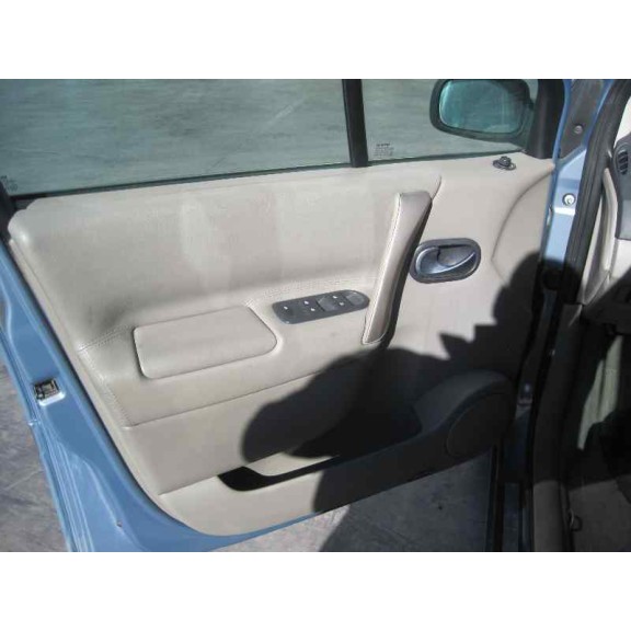 renault scenic ii del año 2005