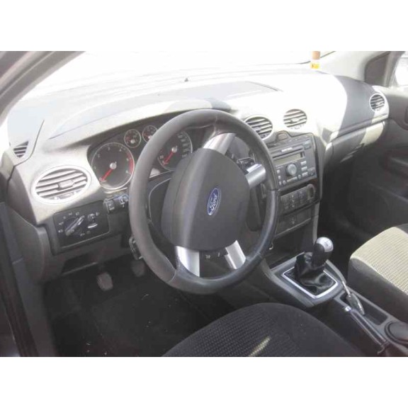 ford focus berlina (cap) del año 2006