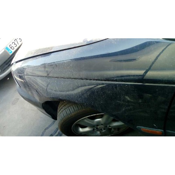 toyota avensis berlina (t 22) del año 2000