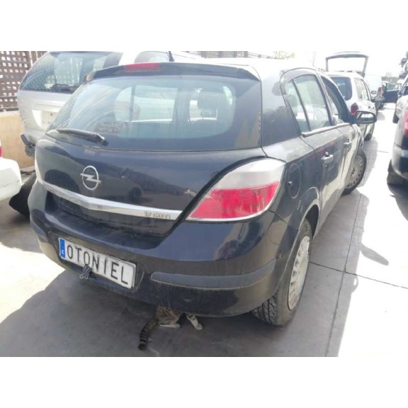 opel astra h berlina del año 2004