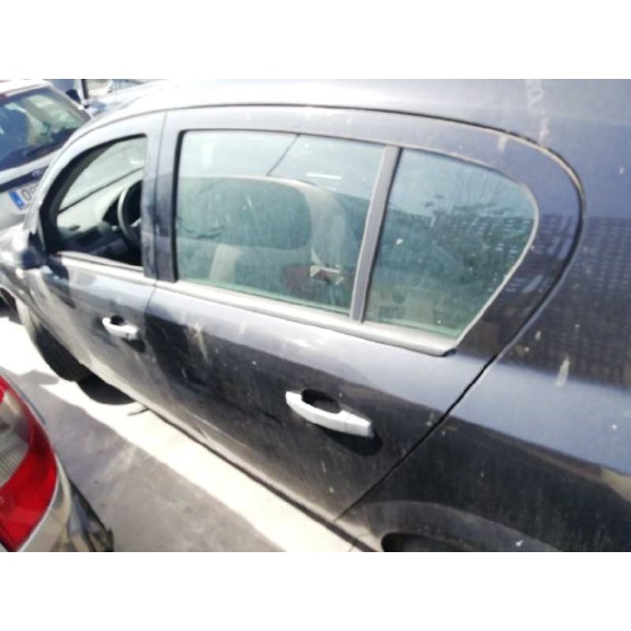 opel astra h berlina del año 2004