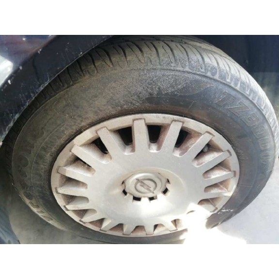 opel astra h berlina del año 2004