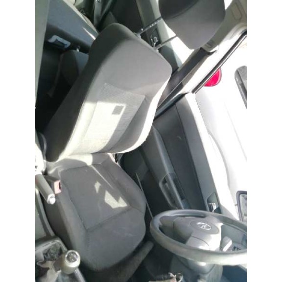 opel astra h berlina del año 2004