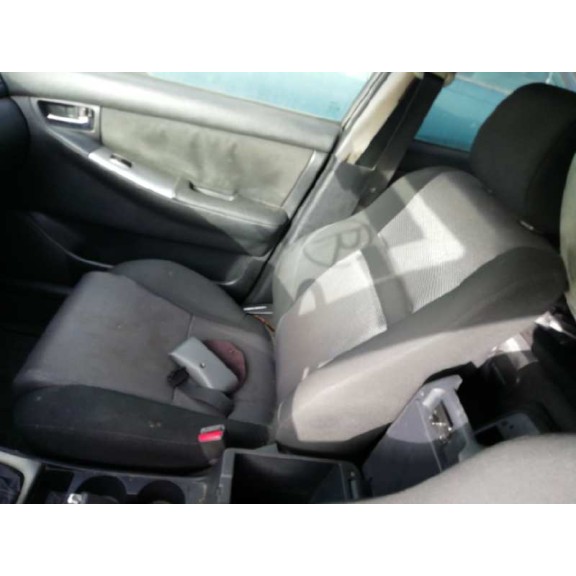 toyota corolla (e12) del año 2006