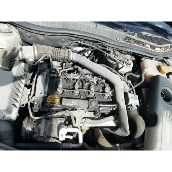 opel astra h berlina del año 2004