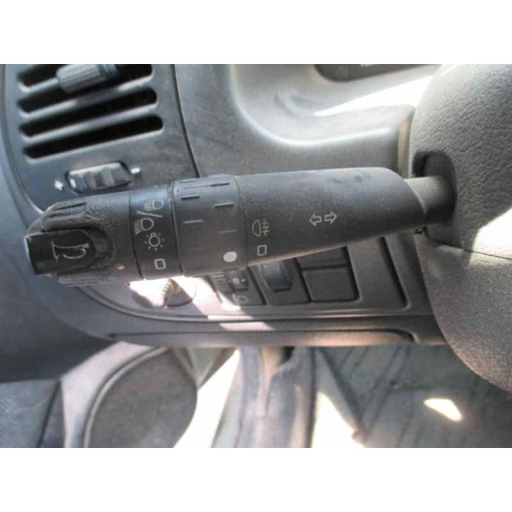 citroën xsara berlina del año 1998