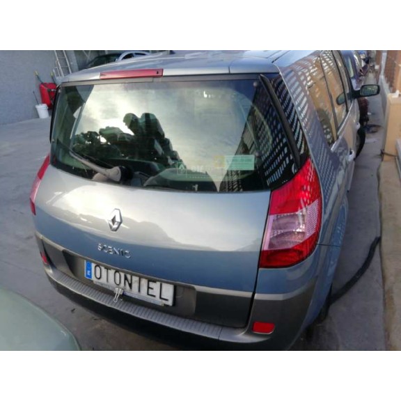 renault grand scenic del año 2004