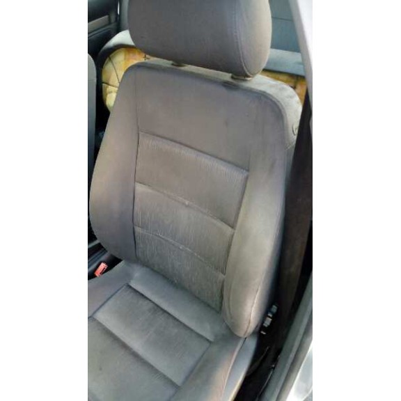 audi a4 berlina (b5) del año 2000