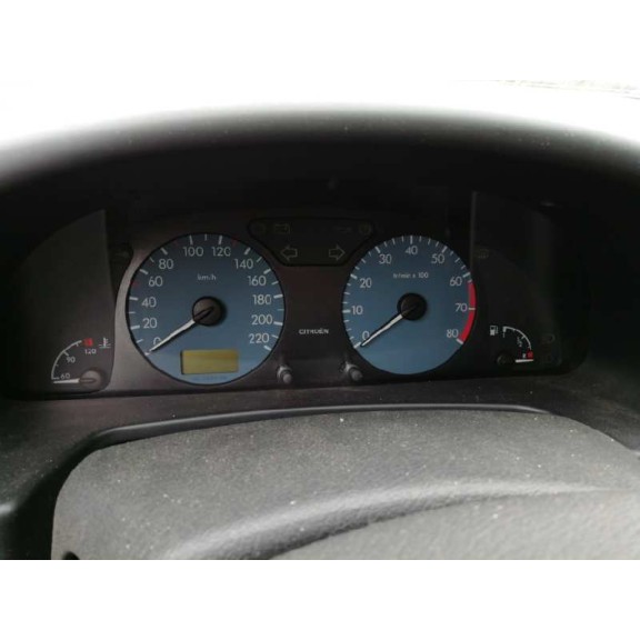 citroën xsara berlina del año 2003